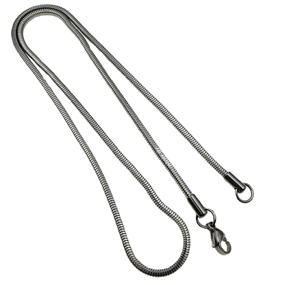 Snake Chain Necklace – Timeless Style for Every Occasion