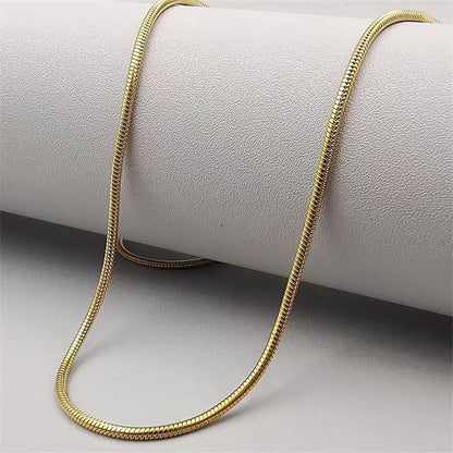 Snake Chain Necklace – Timeless Style for Every Occasion