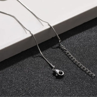 Snake Chain Necklace – Timeless Style for Every Occasion